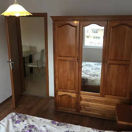 아파트 Mercury 3 Two Bedroom Eh 써니비치
