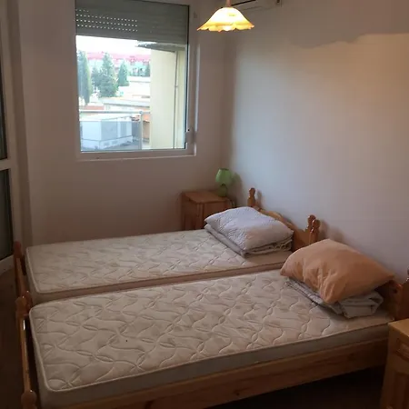 Mercury 3 Two Bedroom Eh 써니비치